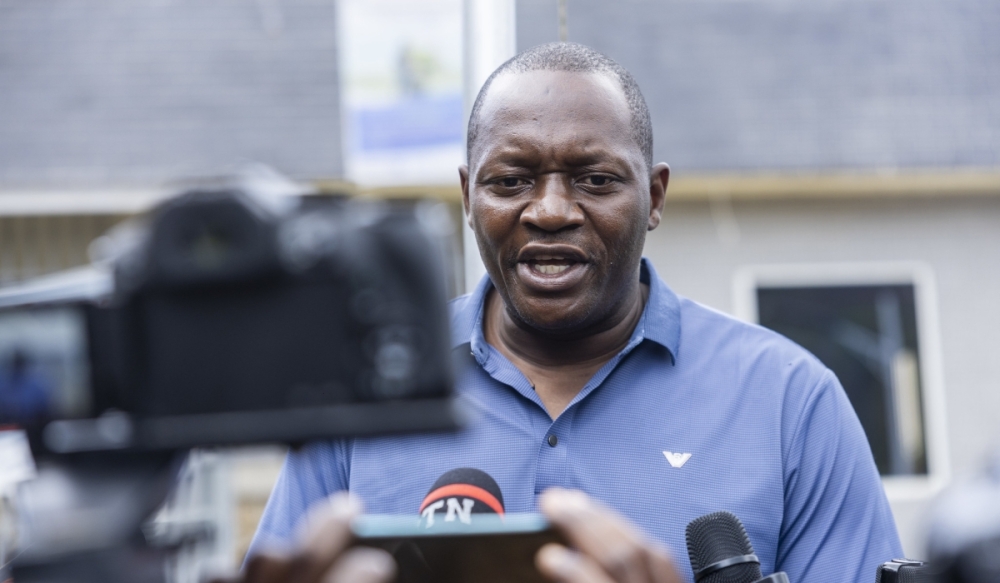 Lawrence Kanyuka, spokesperson of the AFC-M23 rebels, speaks to reporters in Bukavu city. Photo by Olivier Mugwiza