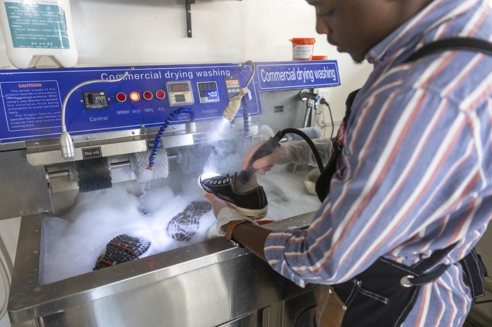 Entrepreneurs think they need a lot of money to start a business, but the most important capital at the beginning isn’t financial , it’s mindset