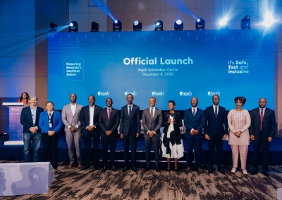 Government officials gather for a group photo during the launch of eKash in Kigali on Friday, December 5. Photos by Craish Bahizi