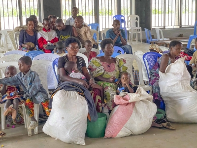 Some of hundreds of refugees who crossed into Rwanda from conflict in South Kivu  at Bugarama-Kamanyola border post. Moise Bahati