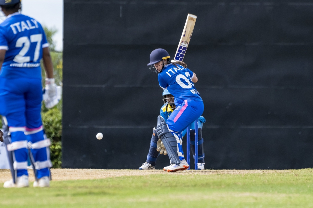 Rwanda down Italy to keep pressure on USA