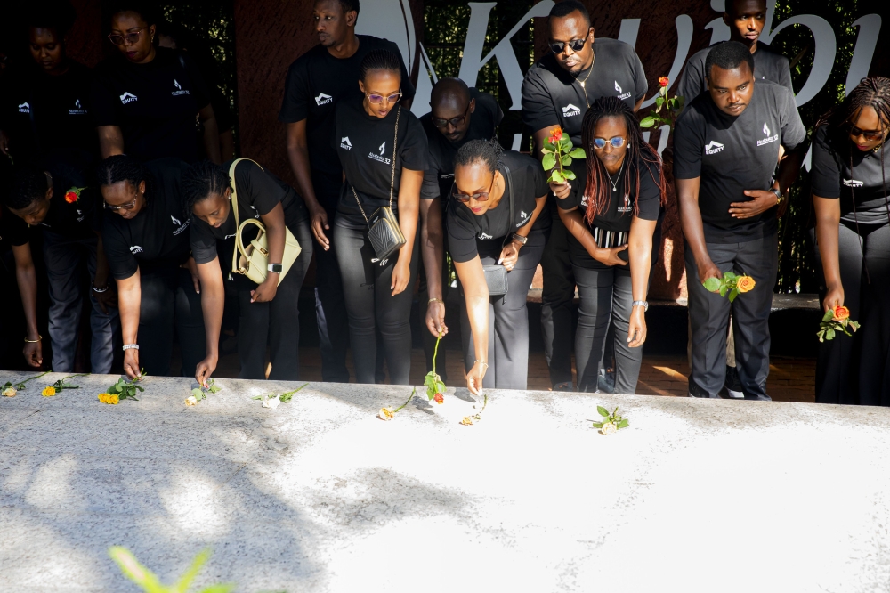 The delegation paid tribute to more than 250,000 victims laid to rest at Kigali Genocide Memorial.