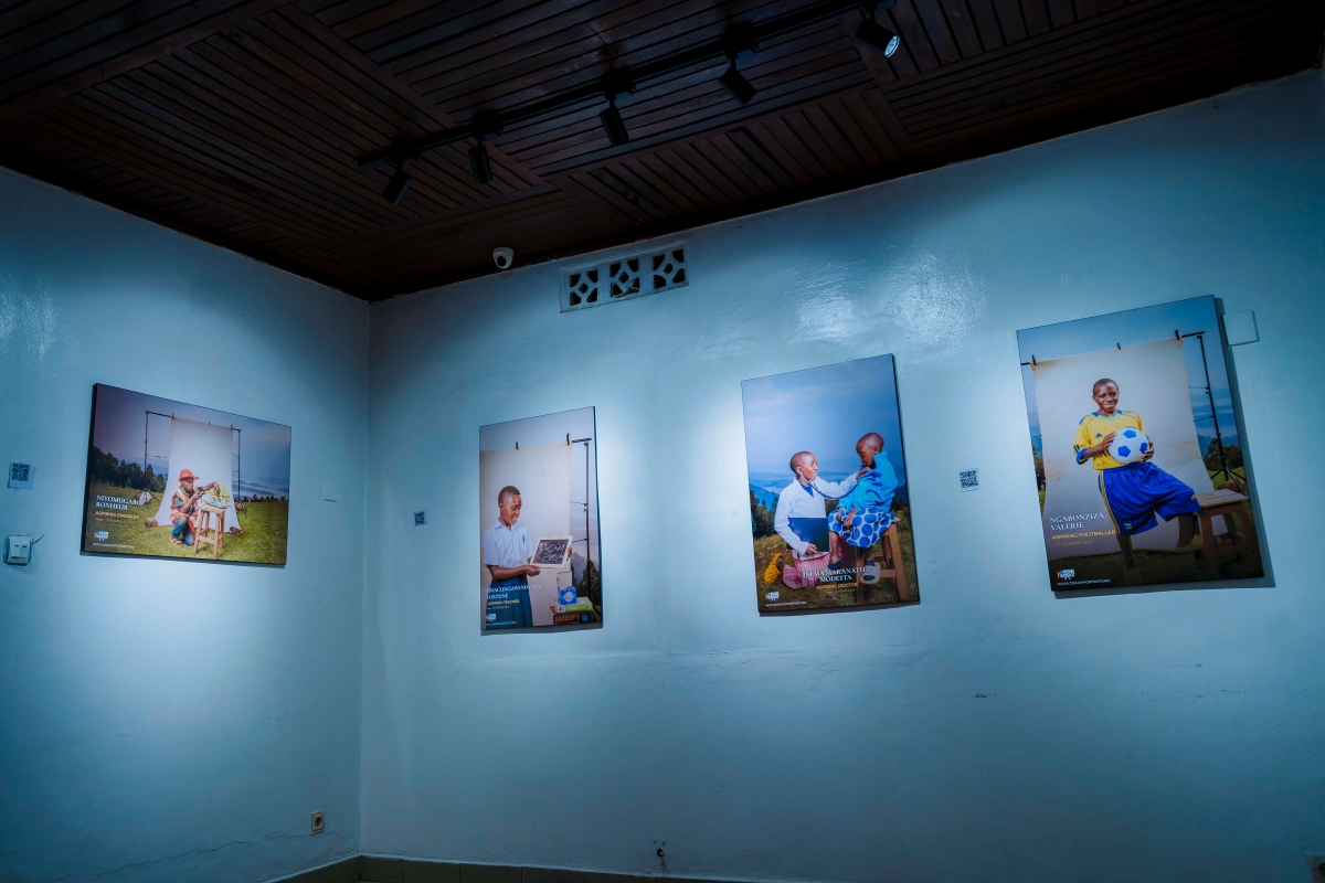 The exhibition forms part of Kwizera’s broader creative initiative, Dream Portrait Africa, which blends portrait photography.