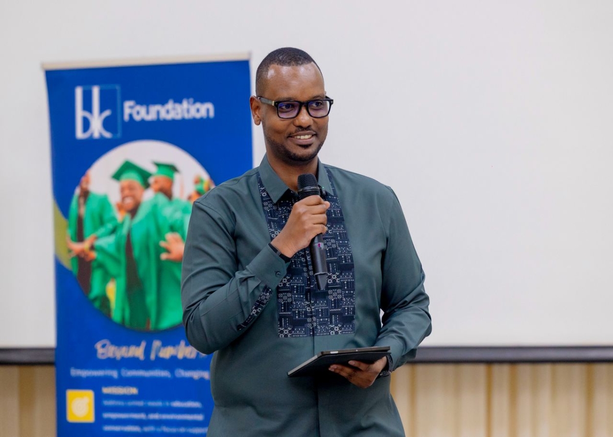 Deputy Chief Economist in Central Bank, Kalisa speaks at the event.
