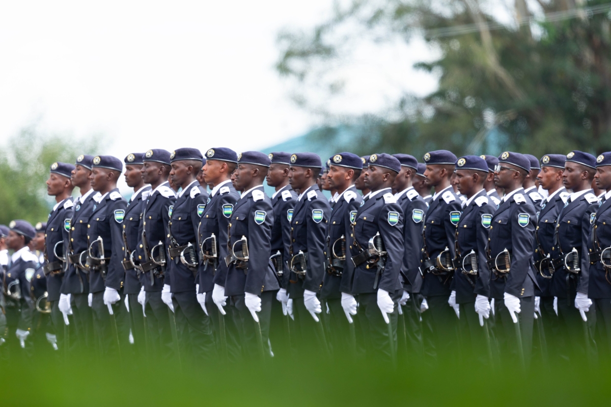 The new officers who got the rank of Assistant Inspector of Police, include 109 women. Nine officers from Seychelles.