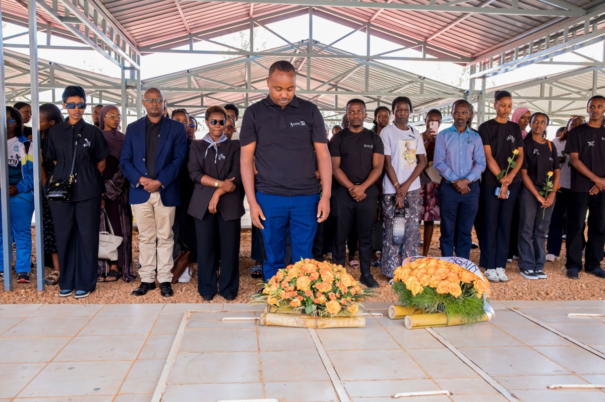 Students and Management visited Nyanza Kicukiro Genocide Memorial to pay tribute to the victims of the Genocide against the Tutsi