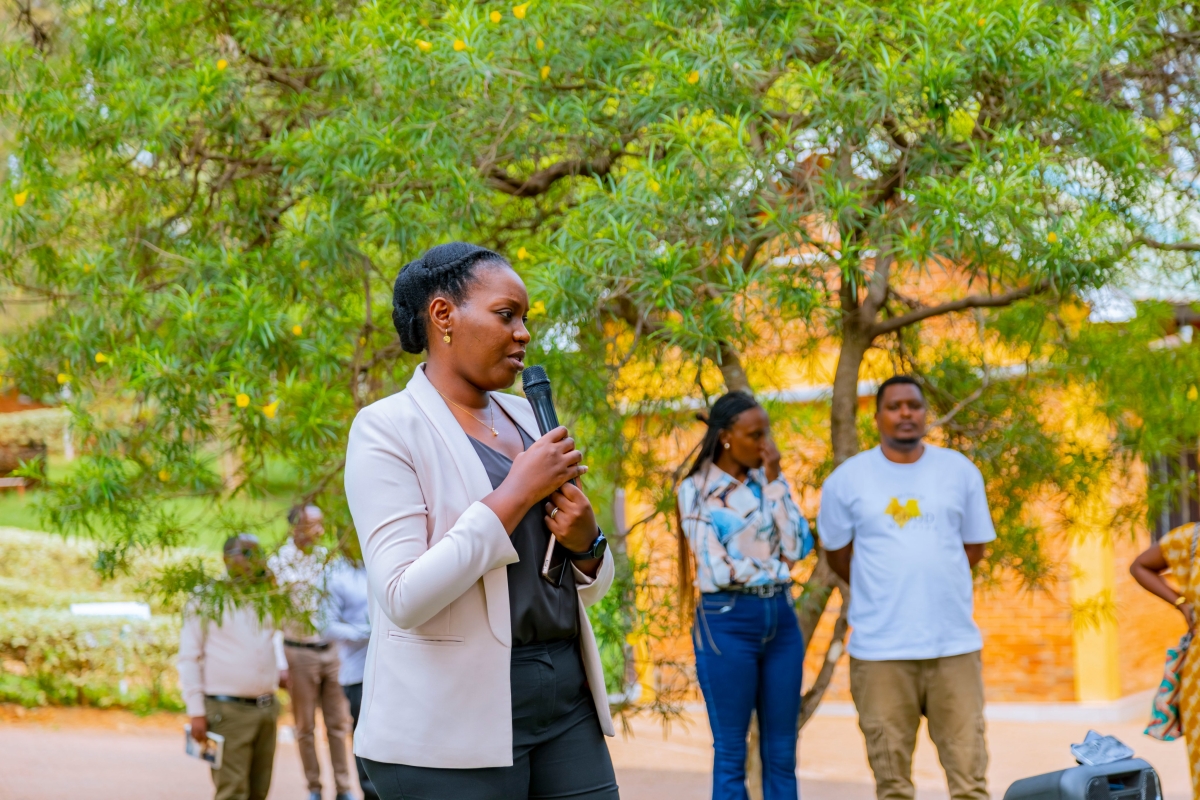 State Minister for Education Claudette Irere addresses candidates at Kagarama Secondary School.