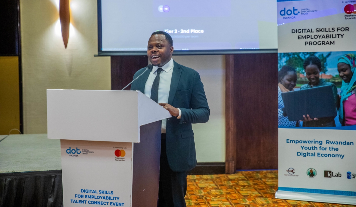 Minister of Youth and Arts Abdallah Utumatwishima, addresses participants during the DSE Talent Connect Innovation Showcase and Awards Ceremony in Kigali on Tuesday, June 16. Photos by Craish Bahizi