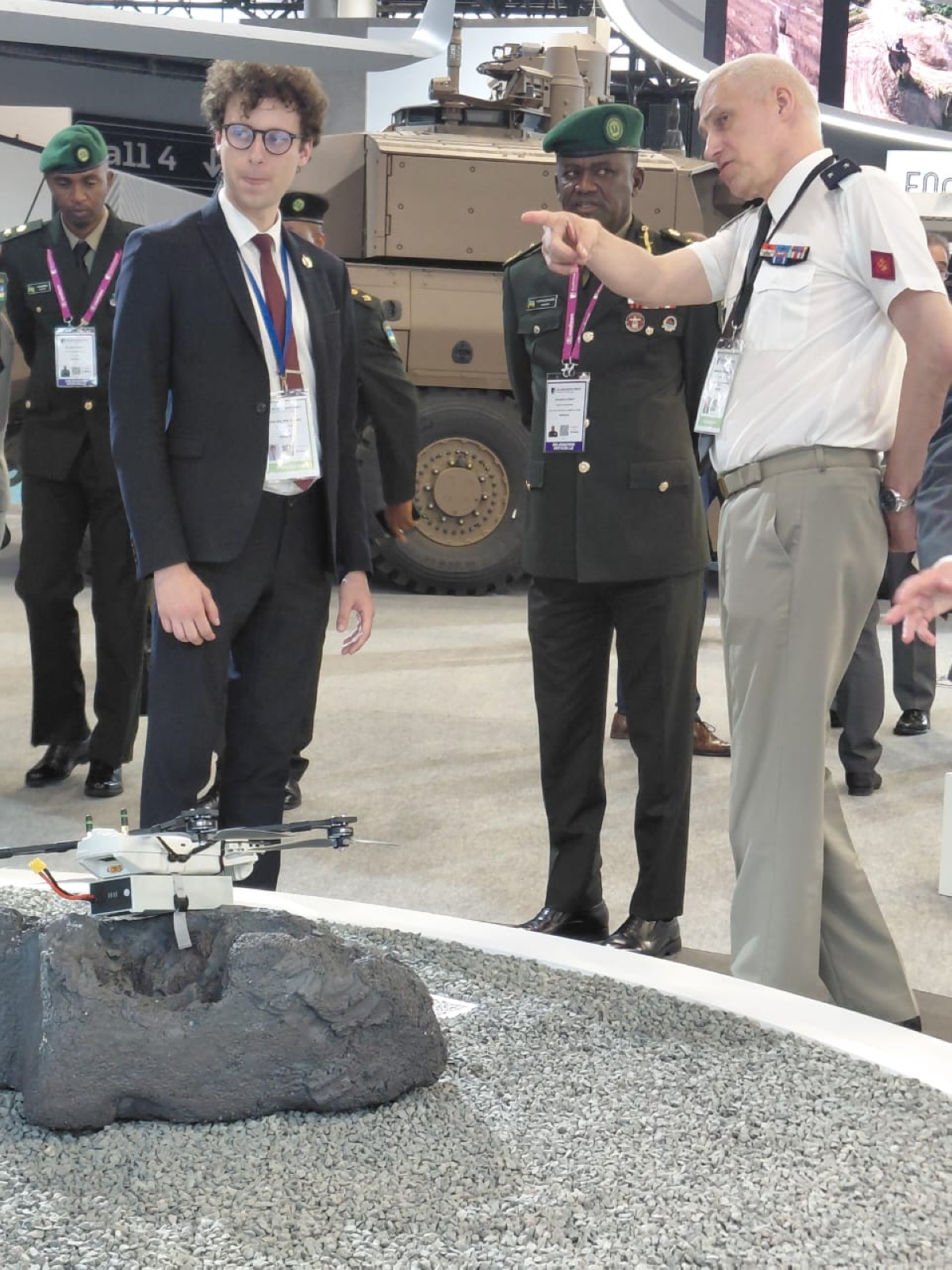 They met on the sidelines of Eurosatory 2026, the international land, air defence and security exhibition in Paris.