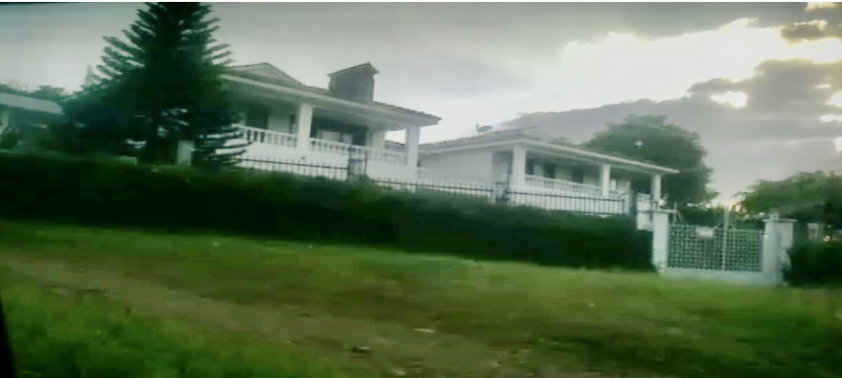 Home sweet (UN) home in Arusha: – the ‘secure’ villa that was Z’s luxury, rent-free accommodation along with other released former ICTR detainees. For more than a decade (2009-2022) Z lived here while trying furiously to get a visa to France, Belgium or Canada. 