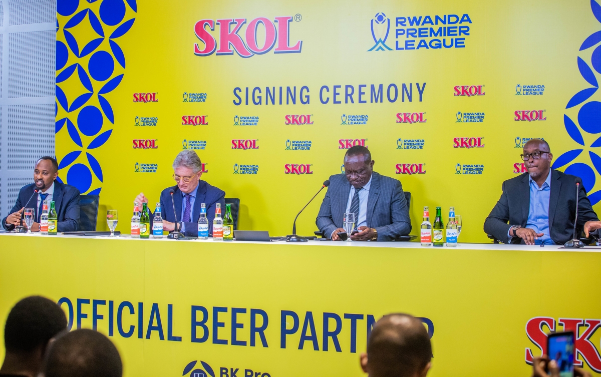 The agreement was signed in the presence of officials from the Rwanda Football Federation (FERWAFA), clubs, and other stakeholders.