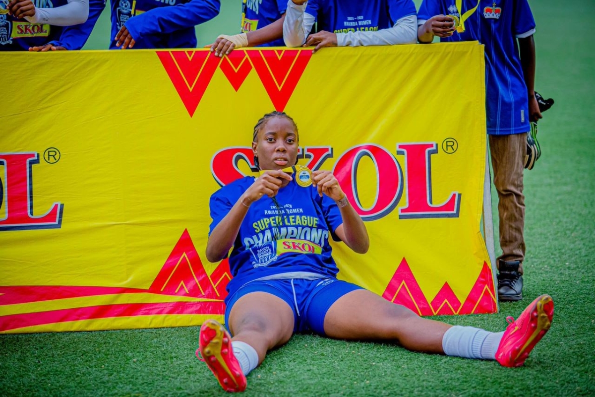 Nguema's football journey began in 2013 with AS Pélican, a club based in her hometown of Lambaréné.