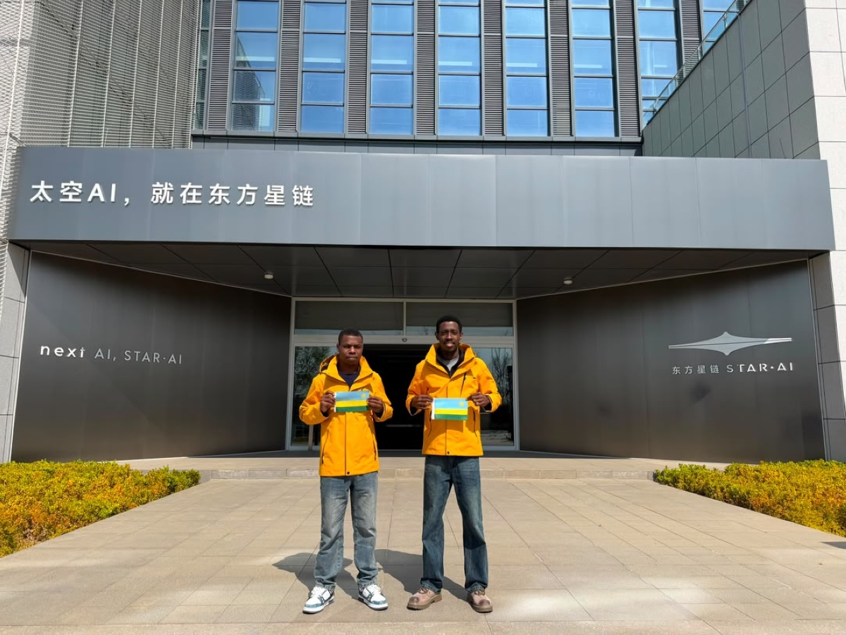 The two engineers also worked on tea suitability analysis, examining how climate change could gradually push tea cultivation towards higher elevations as temperatures rise and rainfall patterns change