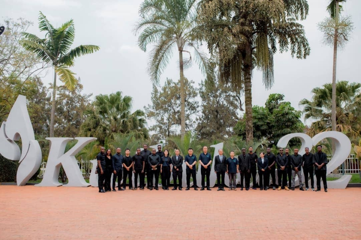 The visit brought together employees from different departments and nationalities working at the Muhanga-based cement manufacturer.