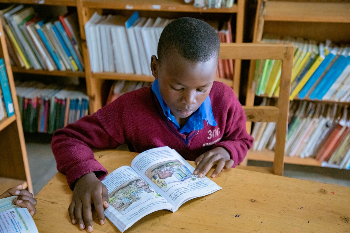How to develop children’s reading habit in the age of digital technology