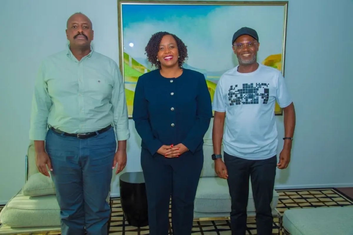 Uganda’s Chief of Defence Forces and Senior Presidential Adviser for Special Operations, Gen. Muhoozi Kainerugaba, NBA Africa Chief Executive Claire Akamanzi, and Andrew Mwenda pose for a photo in Kigali
