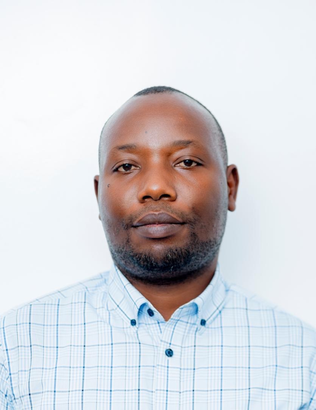 Dr. Gilbert Mbaraga