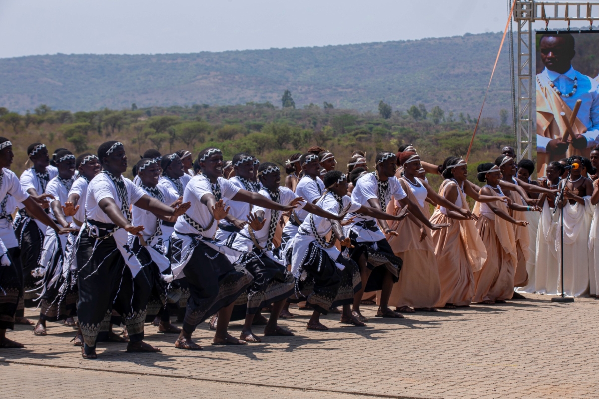 A traditional ballet performing at the event.