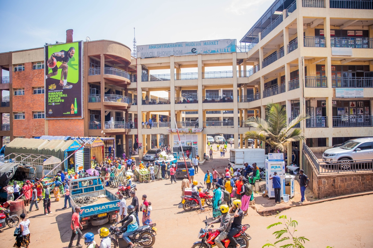 The reopening allows hundreds of traders who had been displaced to return to their usual stalls.