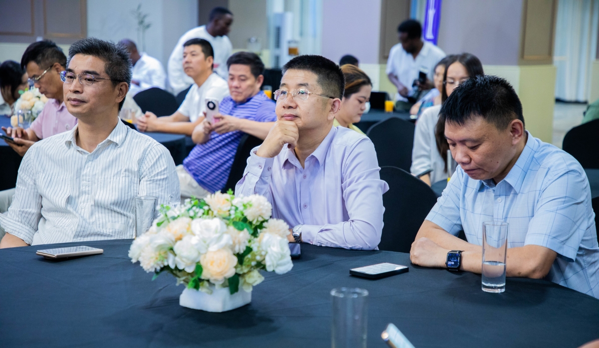 BK management, Chinese officials and members of the Chinese business community met in Kigali on Friday, August 21. Photos by Craish BAHIZI