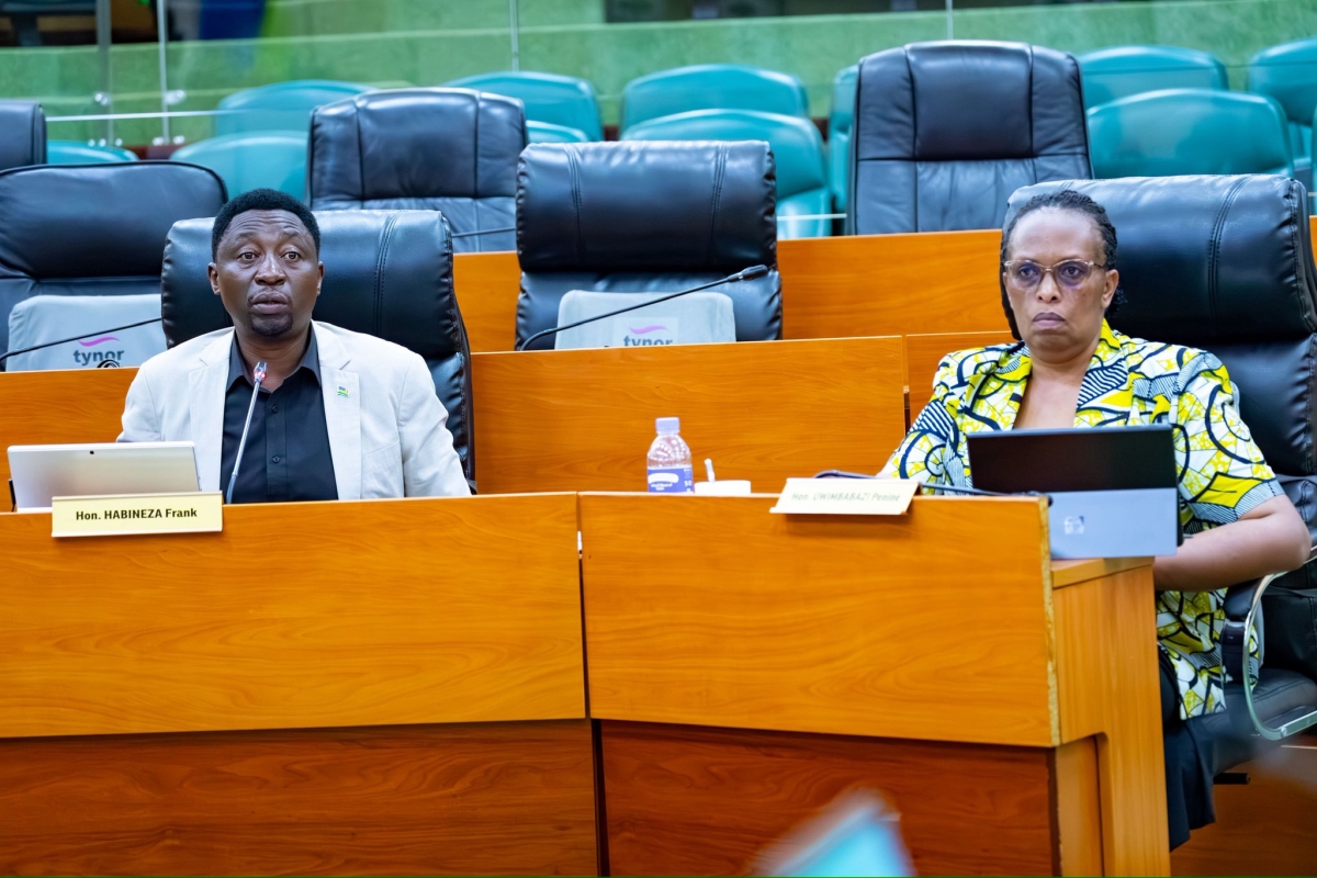 Senators push personal sector to steer renewable power adoption Senators push personal sector to steer renewable power adoption