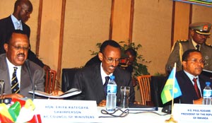 L-R: The Chairperson of EAC Council of Ministers Eriya Kategaya, and Presidents Kagame and Kikwete during yesterdayu2019s EAC Sixth Extraordinary Summit in Arusha, Tanzania. (Photo/ PPU)