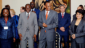 President Kagame (centre), World Bank Resident Representative Victoria Kwakwa (left), UN Resident Coordinator Moustapha Soumaru00e9 (2nd left) and the British Minister for International Development, Shriti Vadera, after the opening of the seventh DPM at Kigal