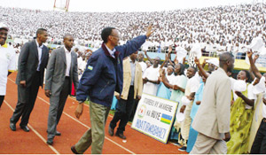 President Kagame waves to Itorero trainers drawn from around the country at Amahoro National Stadium in Kigali yesterday. (Photo / G. Barya)