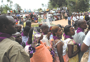 More than 1,000 visit the Kigali Memorial Centre after it came under attack on Thursday evening. (Photo/G.Barya)
