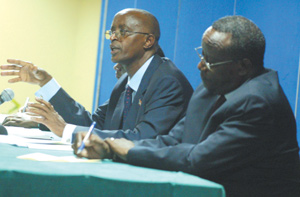 Burundi vice president, Yves Sahinguvu addressing members of the Barundi community yesterday. (Photo/ G.Barya)