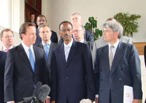 UK Conservative Party leader David Cameron (L) and Andrew Mitchell meet President Kagame during a past visit to Rwanda (Courtesy photo)