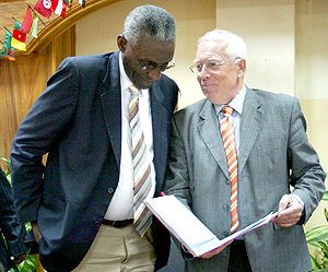 Ambassador David MacRae with NEC president Chrysologue Karangwa.