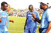 LISTEN CAREFULLY: Raoul Shungu sharing a word with his players during a recent local game. Rayon and their fans will be hoping that Awassa donu2019t do what URA did to them last week.