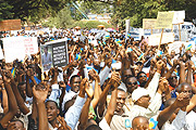 Thousands of protesting  against Rose Kabuyeu2019s arrest