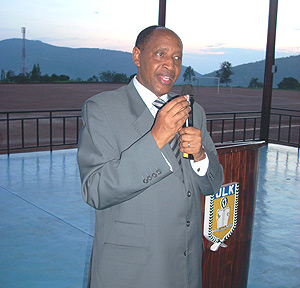 Prof. Balinda adressing students during the orientation. 