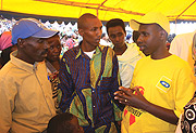 One of the MTN Rwanda staff sensitizing clients.