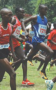 Rukundo (R) will fly Rwandau2019s flag in Abu Dhabi while Disi (M) finished 8th last year. (File photo)