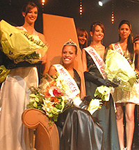 Liliane (seated) with runners up.