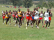 Kenyan Kiplimo Kimutai (08) won yesterdayu2019s cross country held at Kigali Golf Club. (Photo: J. Mbanda)