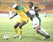 HERO: Atracou2019s Aloua Gaseruka (left) in action against Titus Mulama of Mathare. The Rwandan international defender scored a late equalizer to take tha game into extra-time before Andre Lomami broke Mathare United hearts winner. (Photo: M. Ayuro)