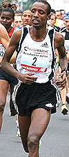 Gervais Hakizimana running in recent half marathon race in Belgium.