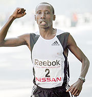 Unlike most of his opponents who have running partners, Disi will go it alone in Berlin as he seeks to become the first Rwandan to win a World title