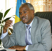 The Minister of Education Charles Murigande addressing members of the press yesterday ( Photo by F Goodman )