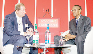 President Kagame is interviewed by Richard Cockett, Economistu2019s Africa Editor, at the Economist Conference  in London. ( Photo Urugwiro Village)