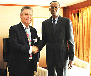 President Kagame and EU Development Commissioner Karel de Gucht in New York yesterday. (Photo/ Urugwiro Village)