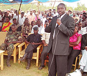 Mayor Felix Sibomana addressing Rusenge residents on Patriotism day. (Photo / P. Ntambara)