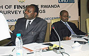 Francois Kanimba (L) and Finance Minister James Musoni. (Photo/ J. Mbanda)