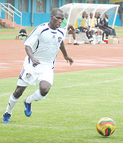 INJURED:  APR fullback Bosco Uwacu could be sidelined for a couple of weeks after sustaining a knee injury in yesterdayu2019s league encounter with  Marines at Nyamirambo stadium. APR won 2-0.