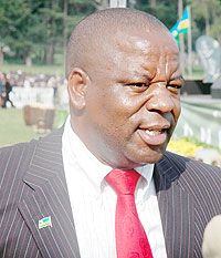 Governor Aimu00e9 Bosenibamwe