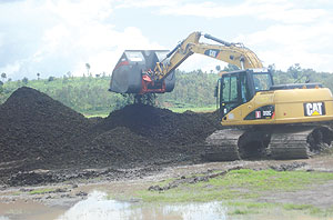 Peat extraction work at Gishoma RIG peat plant. (Photo/ M Gahigi)
